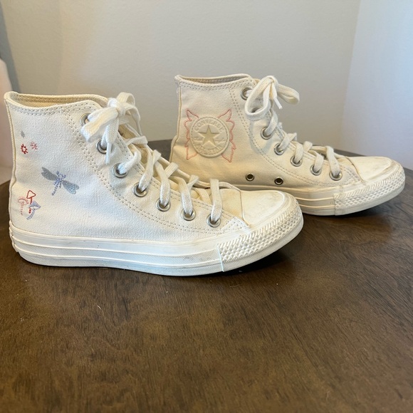 Converse White High-Top All Star Sneakers Embroidery Fireflies & Mushrooms sz 5 - Picture 1 of 6